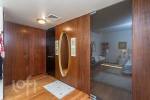 Image 43 - 874824