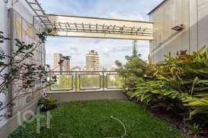 Image 1 - 874824