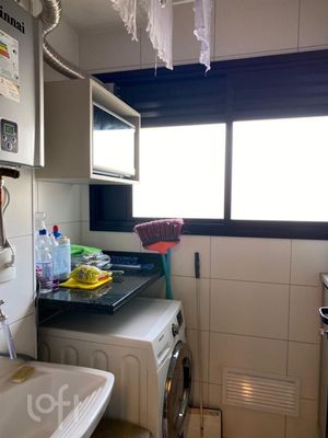 Image 11 - 874827