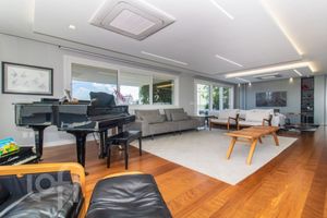 Image 11 - 874828