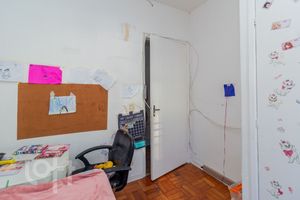 Image 6 - 874836