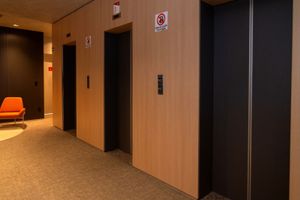 Image 21 - 874839