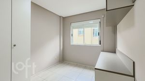 Image 17 - 874844