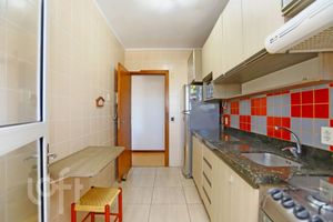 Image 18 - 874845