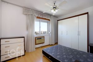 Image 7 - 874845