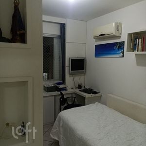 Image 10 - 874865