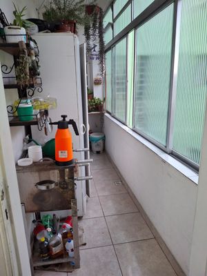 Image 20 - 874885