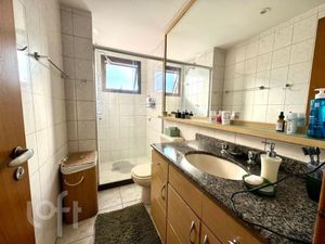 Image 15 - 874888