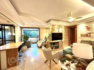 Image 3 - 874888