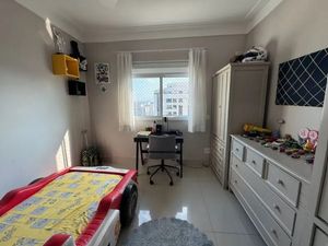 Image 8 - 874955