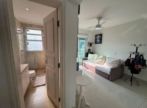 Image 3 - 874955