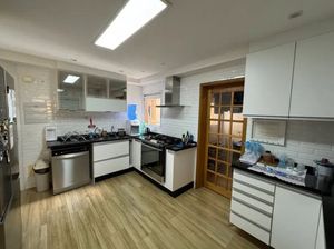 Image 19 - 874956