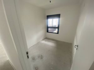 Image 19 - 874958