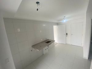Image 8 - 874958