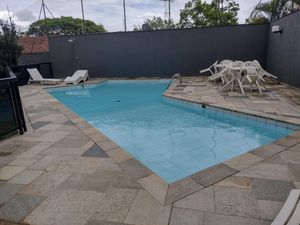 Image 3 - 874960