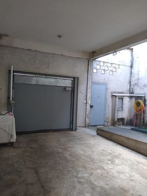 Image 7 - 874964