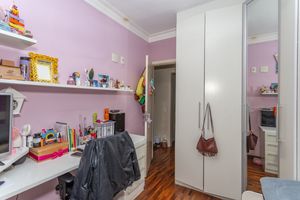 Image 30 - 874969