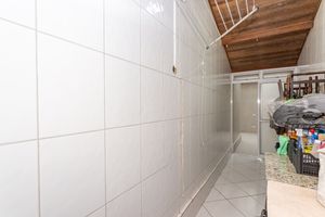 Image 41 - 874969