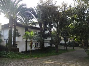 Image 13 - 874974