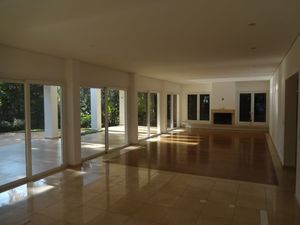 Image 9 - 874974