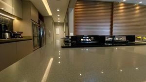 Image 19 - 874979