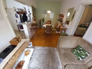 Image 1 - 874982