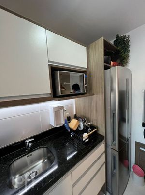 Image 7 - 874985