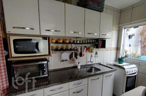 Image 12 - 875001