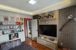 Image 14 - 875001