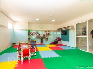 Image 10 - 875006