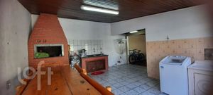 Image 22 - 875008