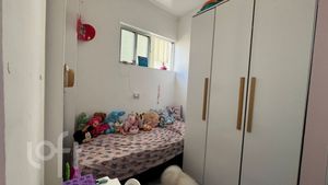 Image 4 - 875027