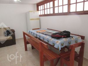 Image 9 - 875030
