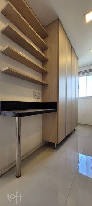 Image 7 - 875030