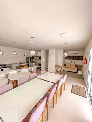 Image 39 - 875031