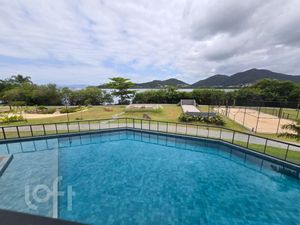 Image 9 - 875034
