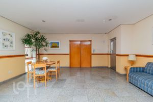 Image 41 - 875036