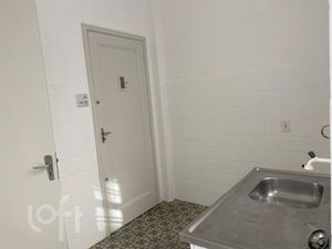 Image 9 - 875038