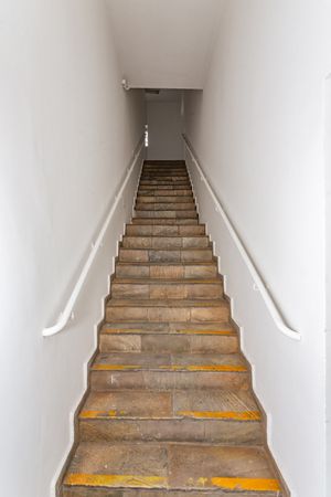 Image 22 - 875039