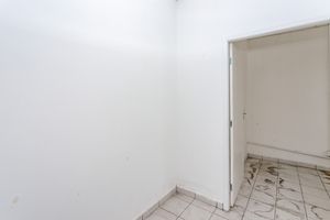 Image 41 - 875039