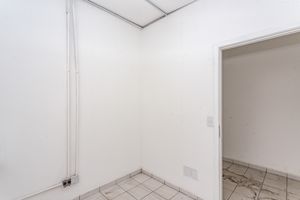 Image 49 - 875039