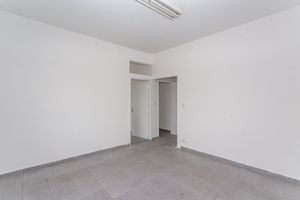 Image 89 - 875039
