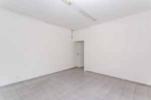 Image 105 - 875039