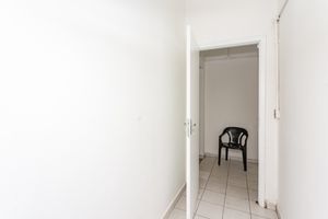 Image 186 - 875039