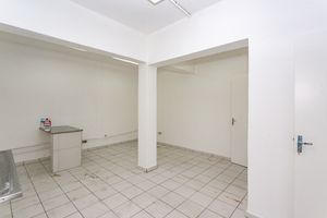 Image 188 - 875039