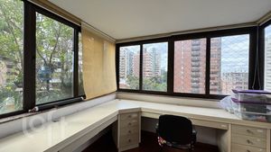 Image 19 - 875043