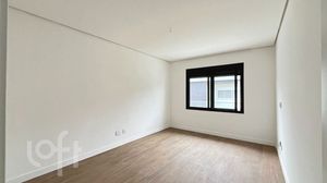 Image 16 - 875045