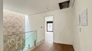 Image 23 - 875045