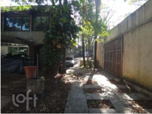 Image 6 - 875046
