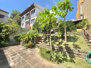 Image 38 - 875049